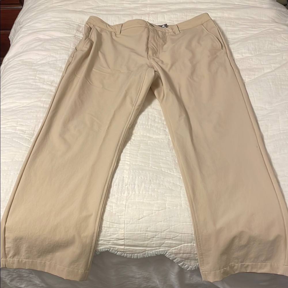 Mountain Khakis Tan Chinos Versatile and Classic